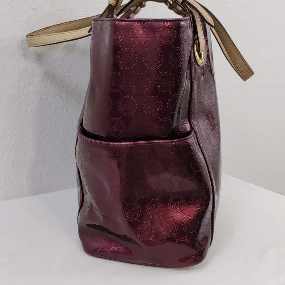 Michael Kors Jet Set East West Signature Bordeaux Patent Leather Metallic Tote